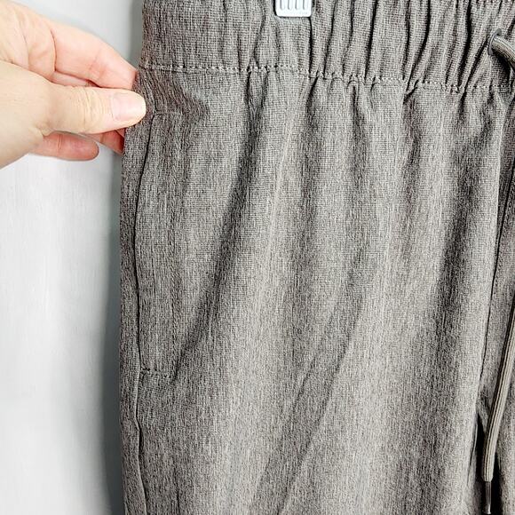 Huk Journey Gray Performance Quick-Drying Women's Cuffed Pants Size M  New - Picture 12 of 14